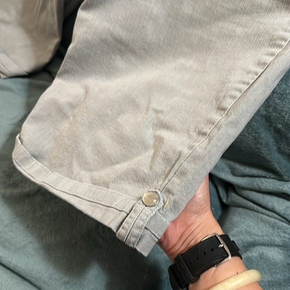 Gloria Vanderbilt size 14 skimmer stretchy capri Jeans light grey 💕 - Picture 3 of 6
